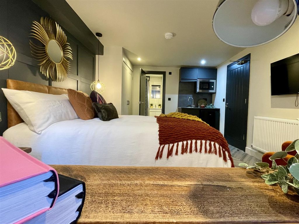 Property photo 2 of 17 Img_0542.Jpg