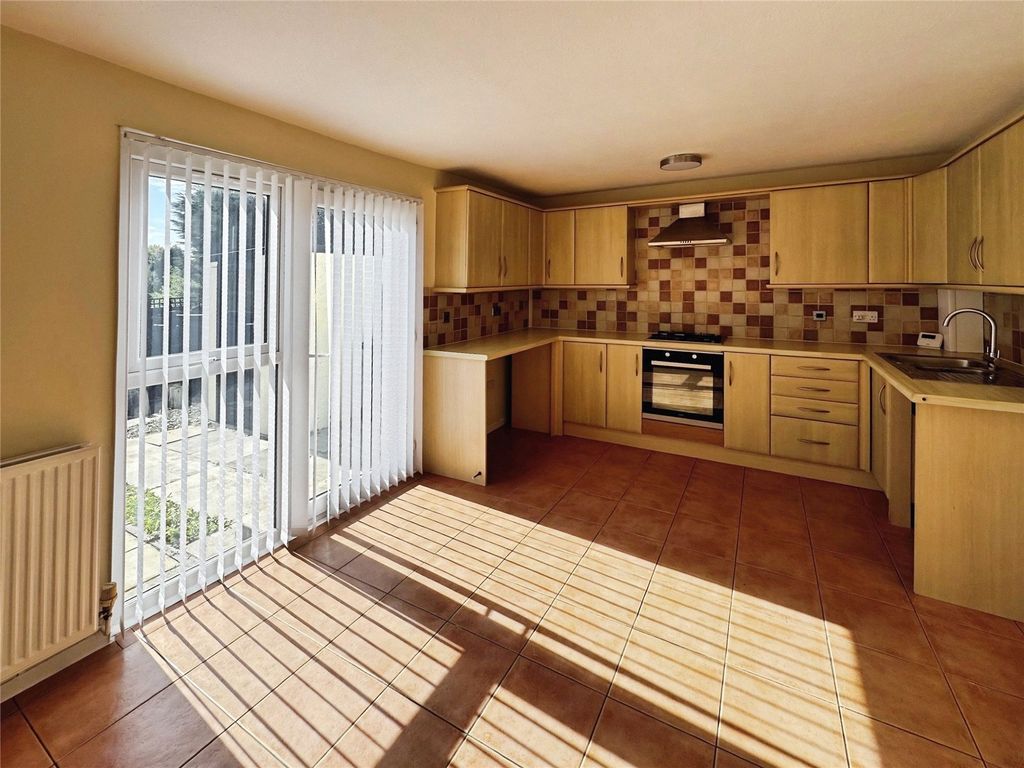 Property photo 3 of 12 Picture No. 17