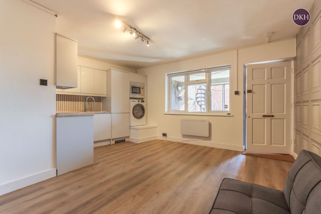 Property photo 1 of 8 Picture No. 07