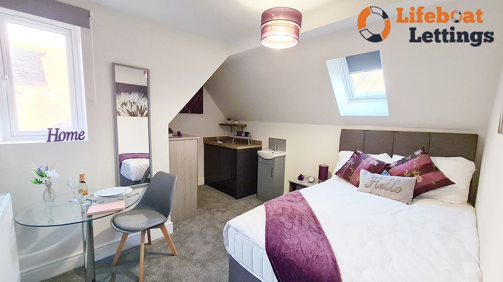 Property photo 1 of 11 Bedroom 10A