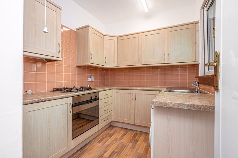 Property photo 2 of 21 Kitchen