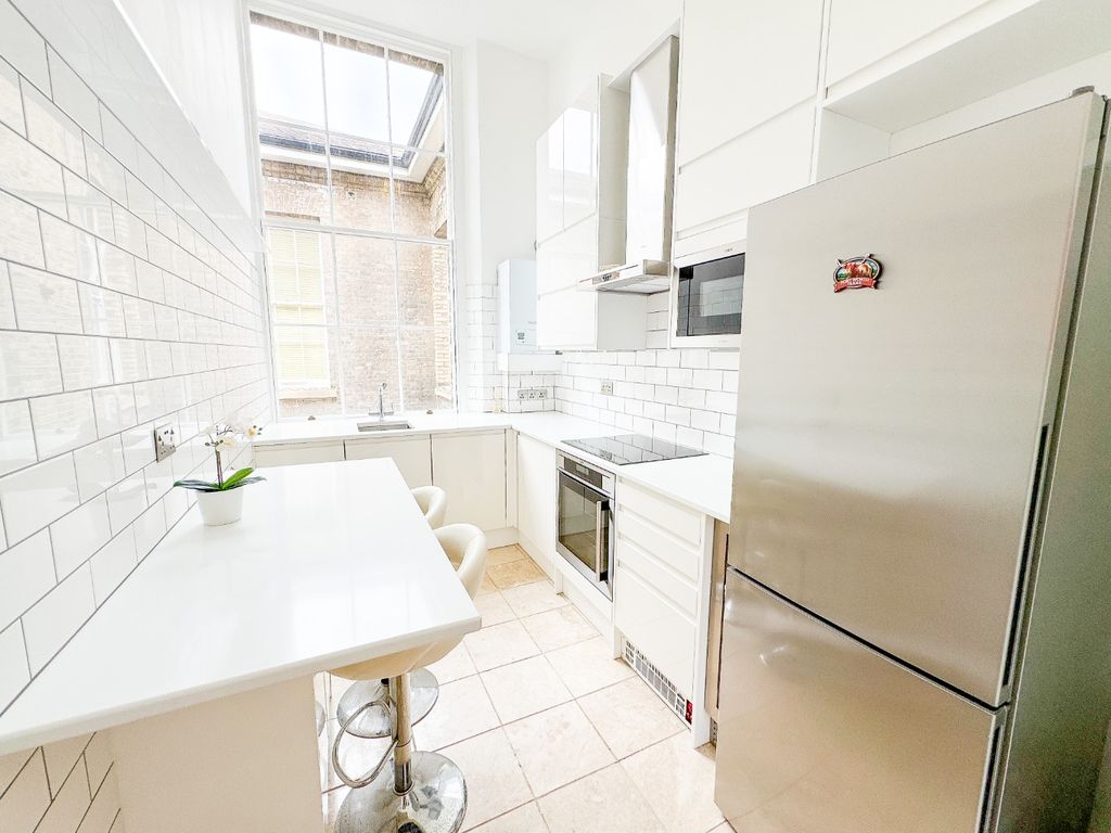 Property photo 2 of 26 3584266