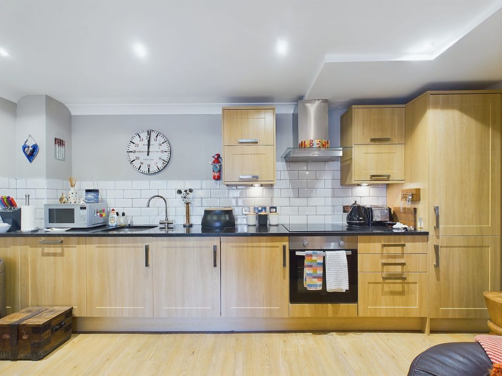 Property photo 3 of 19