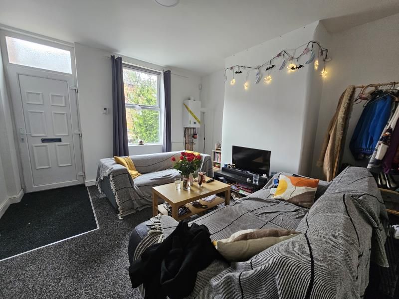 Property photo 2 of 5