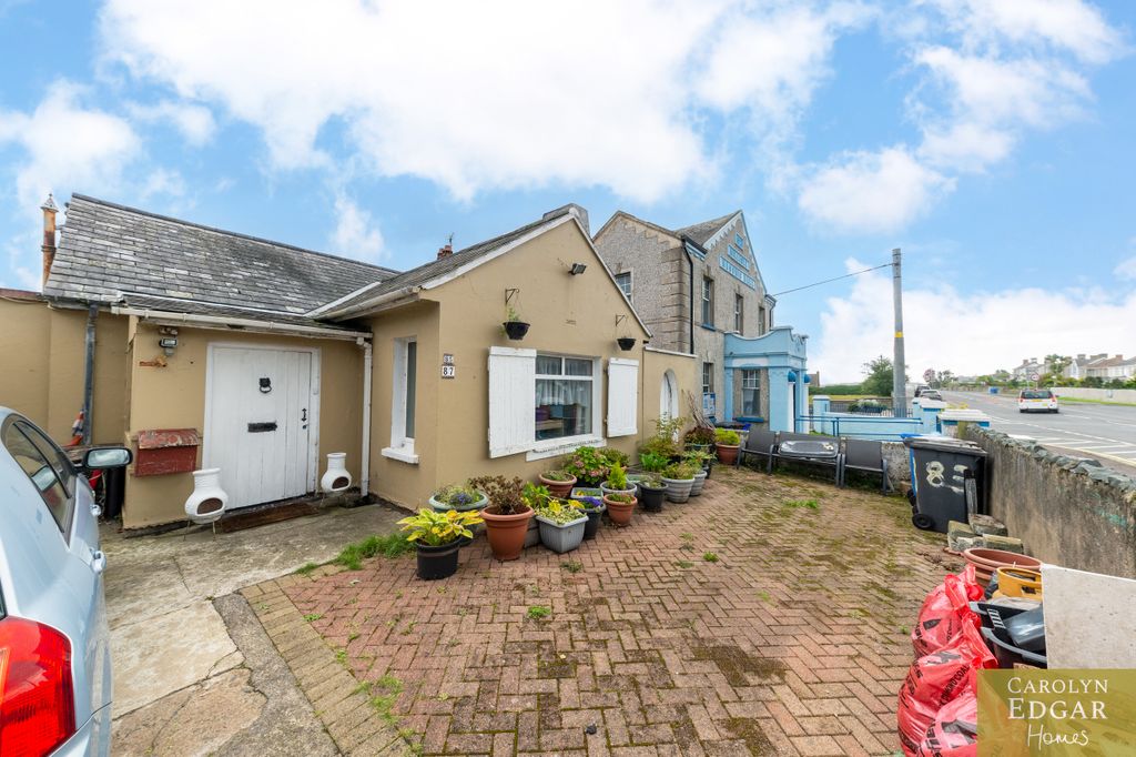Property photo 2 of 35 022