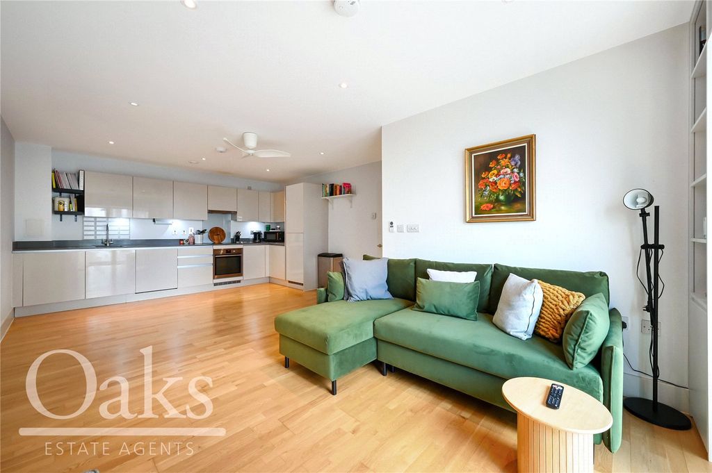 Property photo 3 of 8 Picture No. 06