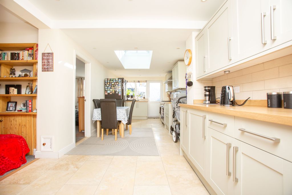 Property photo 2 of 15 Mw-10770