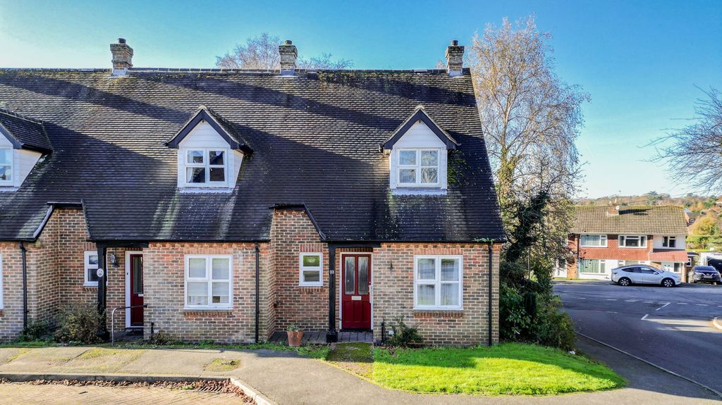 Property photo 1 of 9