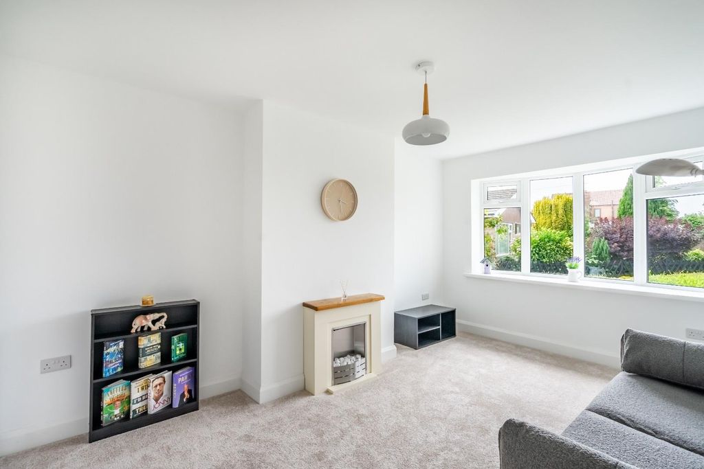 Property photo 3 of 16 6tv-4.Jpg