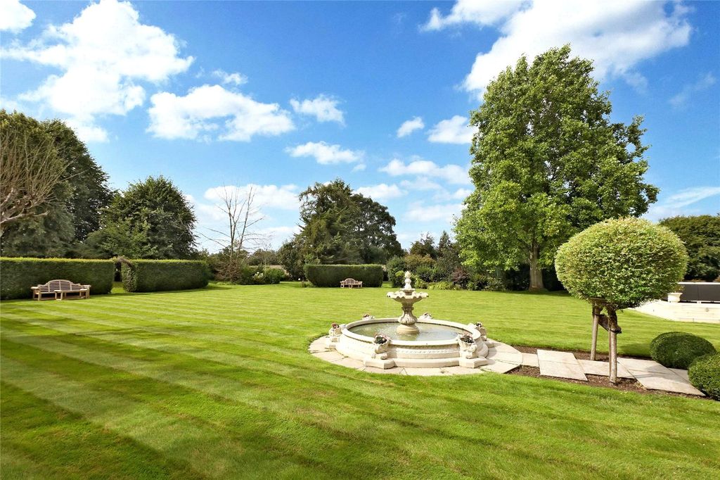 Additional image 19 of 7 bed detached house for saleHall Place Lane, Burchetts Green, Maidenhead, Berkshire SL6