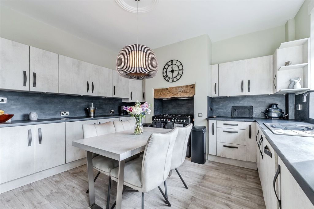 Property photo 3 of 13 Dining Kitchen