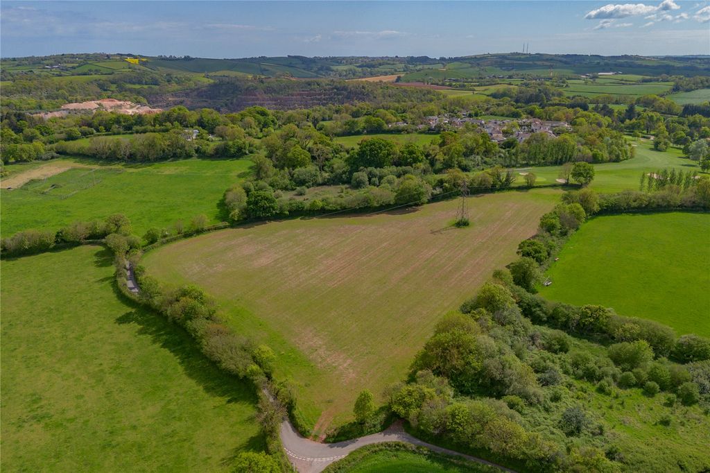 Property photo 2 of 11 Picture No. 04