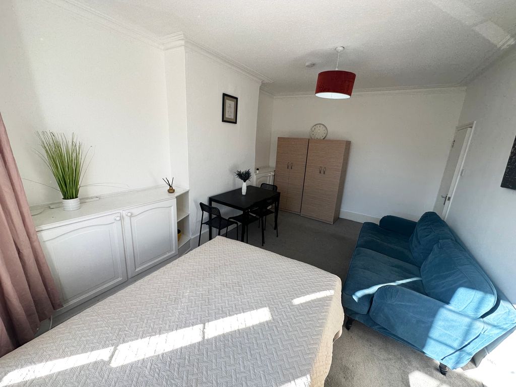 Property photo 3 of 13 Room A