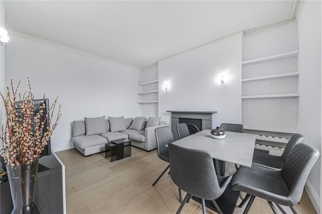 Property photo 2 of 12 Reception/Dining