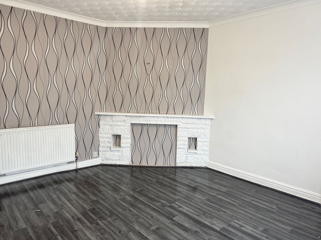 Property photo 2 of 7 Img_4312