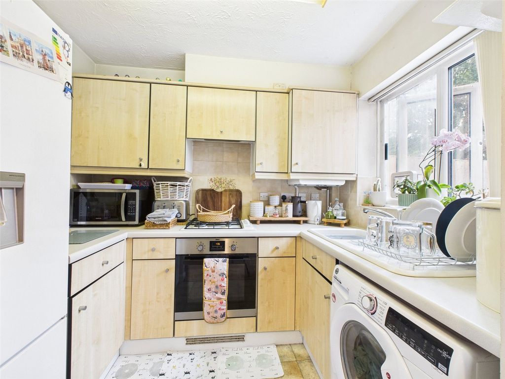 Property photo 3 of 12 Picture No. 06