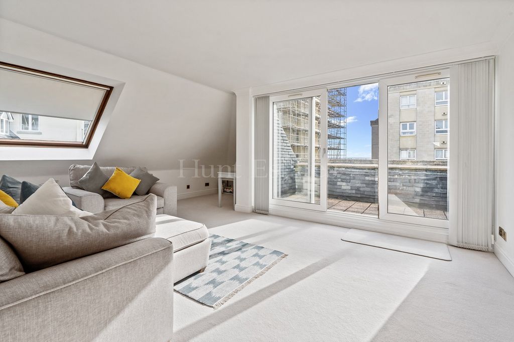 Property photo 3 of 18 Not Specified