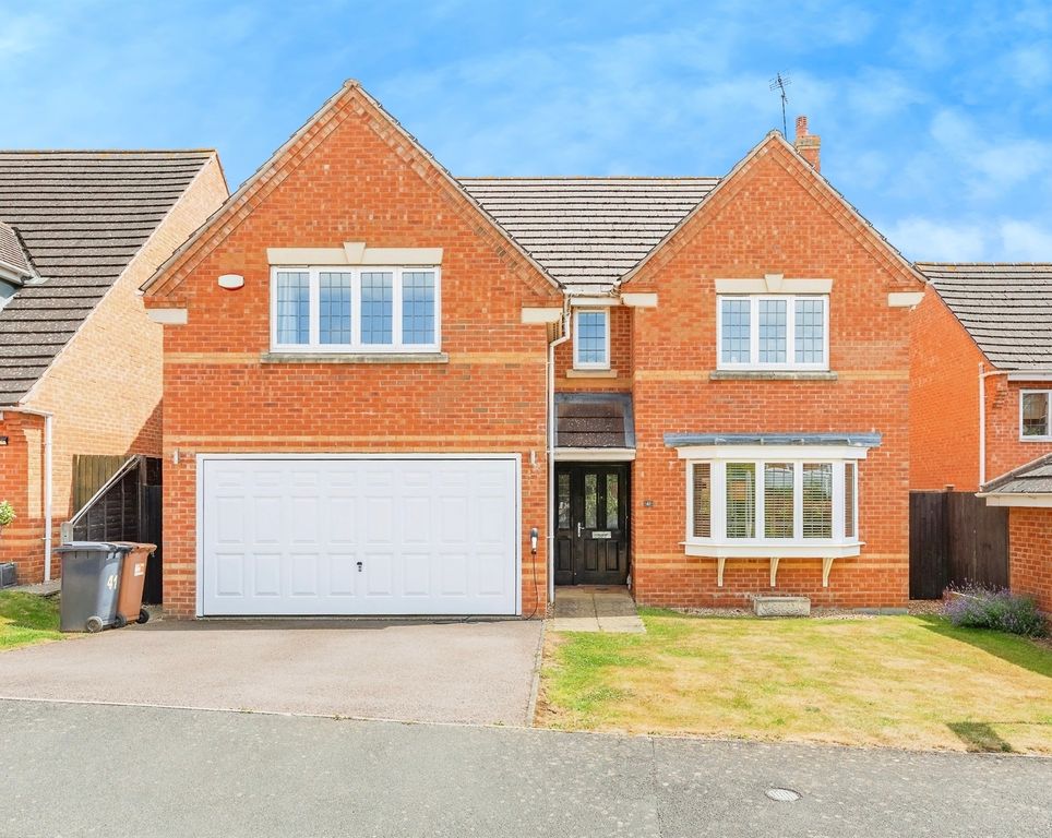 Property photo 1 of 17