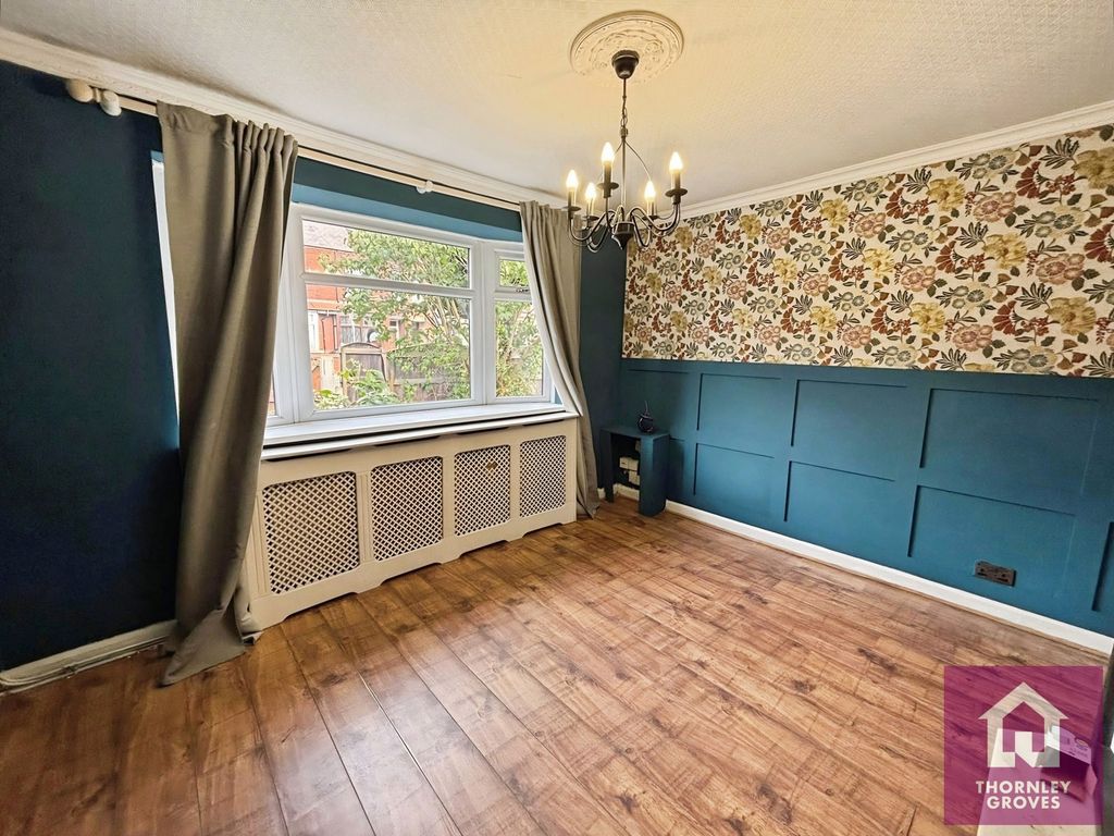 Property photo 2 of 16 Pbox-Img.Jpg