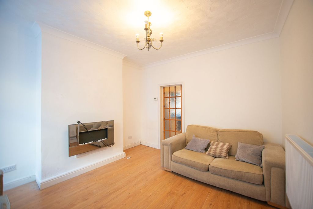 Property photo 2 of 15 Living Room