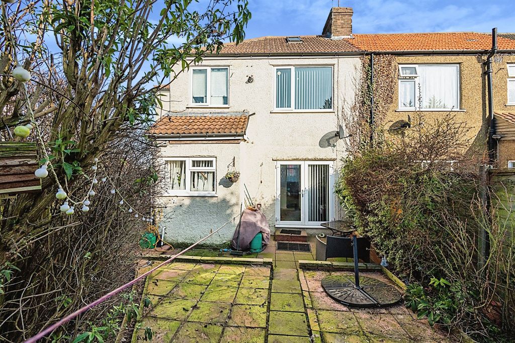 Property photo 2 of 14