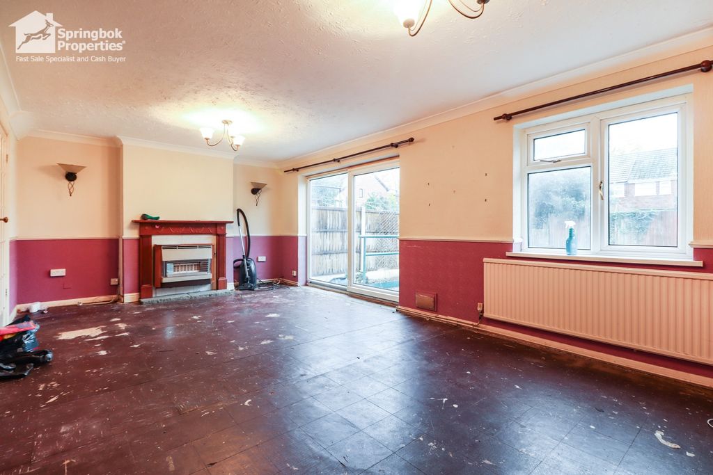 Property photo 3 of 21 Image 2