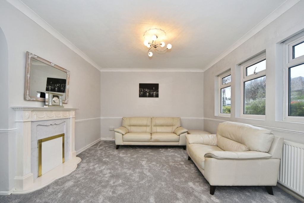 Property photo 2 of 19 Photo 18