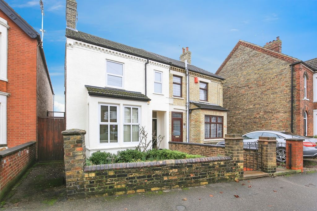 Property photo 1 of 16