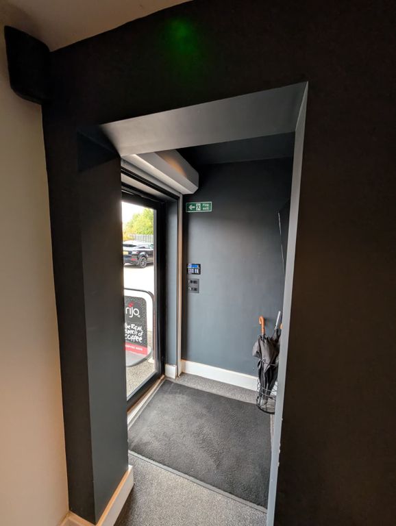 Property photo 3 of 11