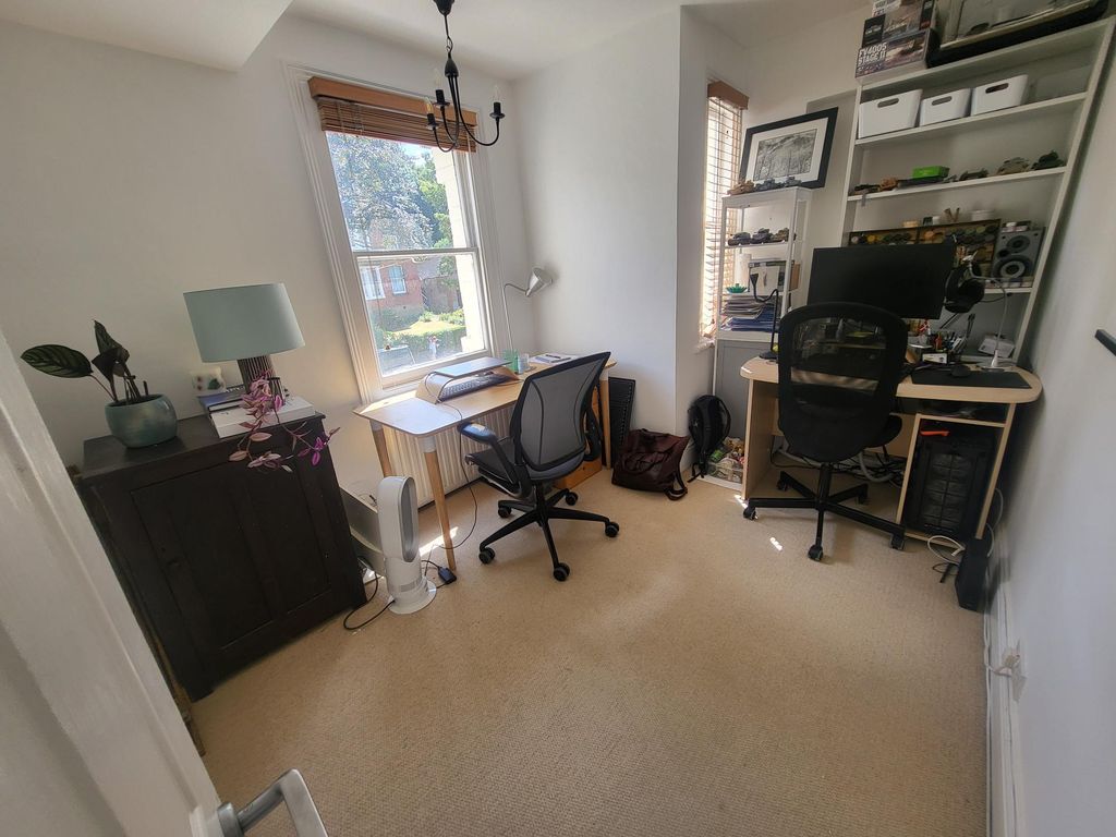 Property photo 3 of 8