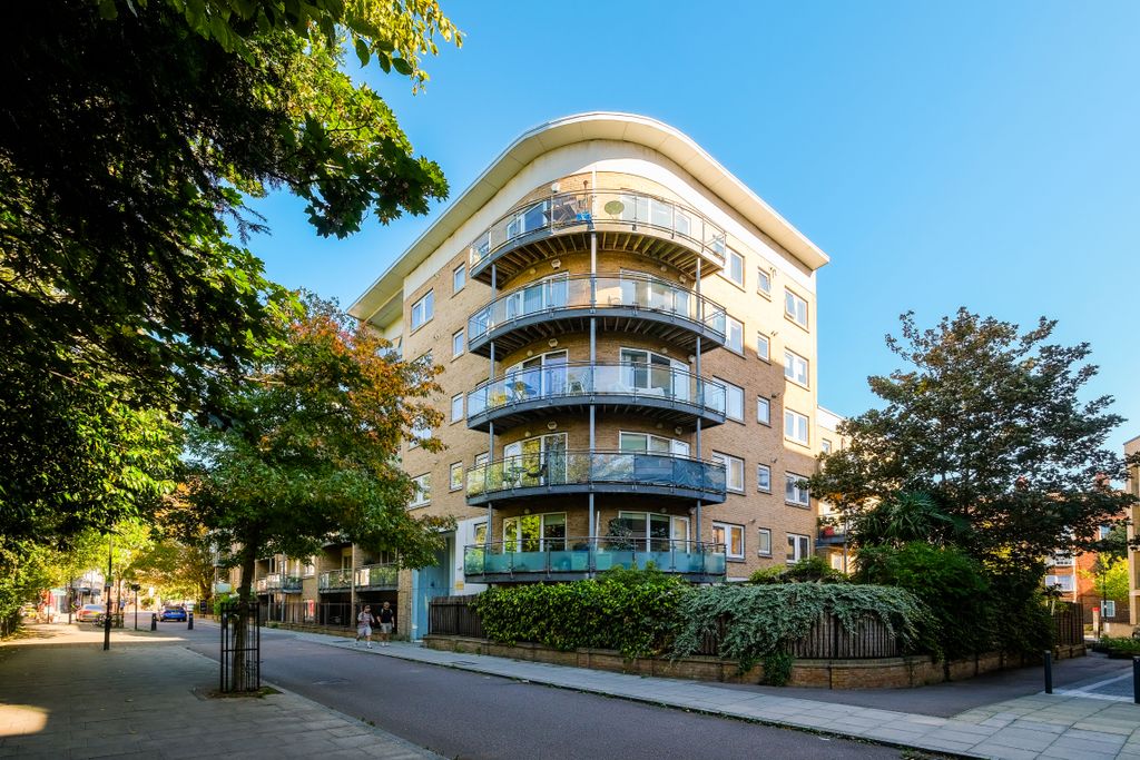 Property photo 1 of 29 Exterior