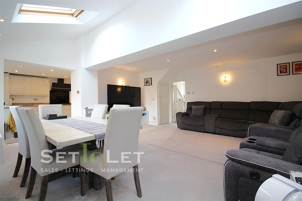 Property photo 1 of 29 Img_1801.Jpg