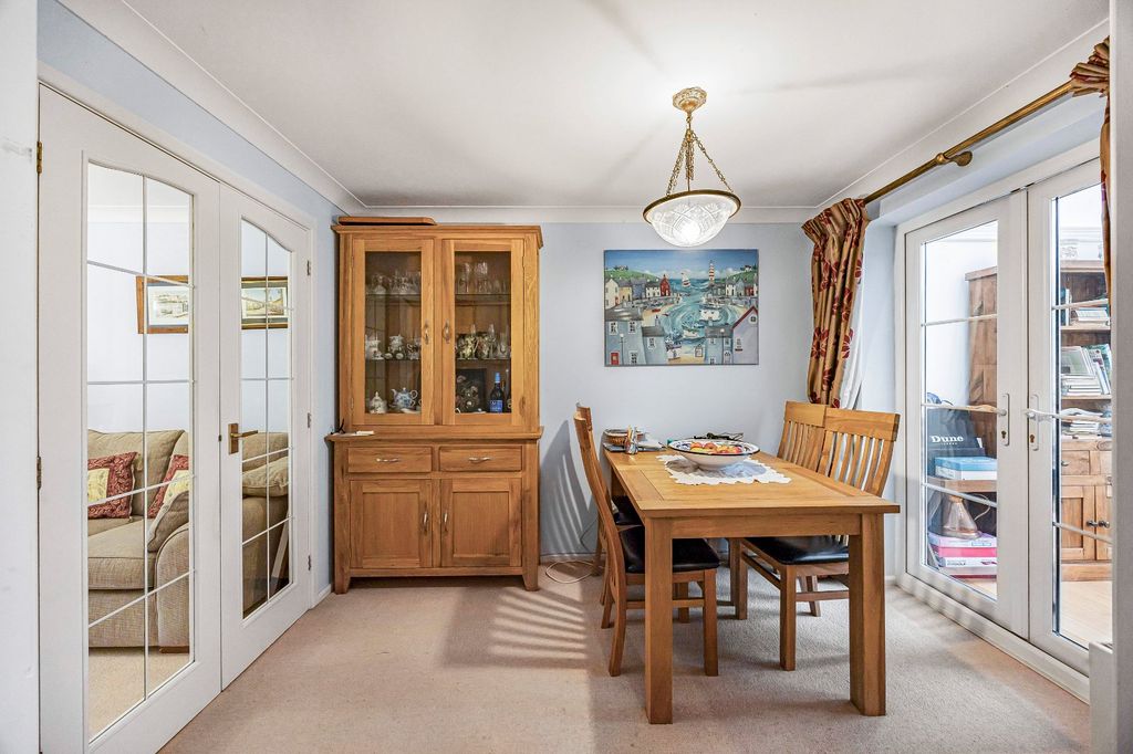 Property photo 2 of 16 Dining Room