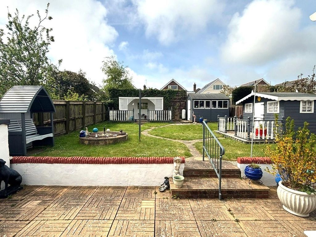 Property photo 2 of 16 Garden 1.Jpg