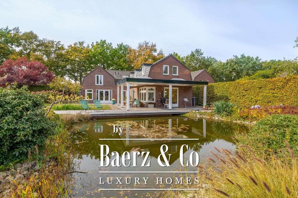 Property photo 1 of 89