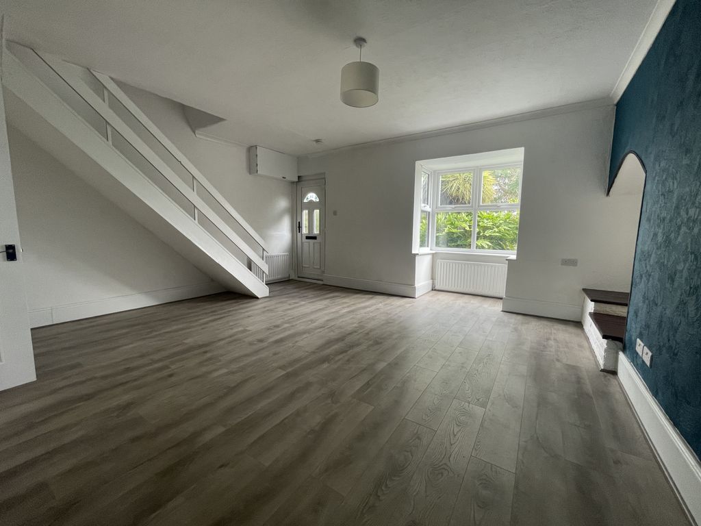 Property photo 3 of 20 20260826-Interior-17-Ohim1Fonx1L9Imxs