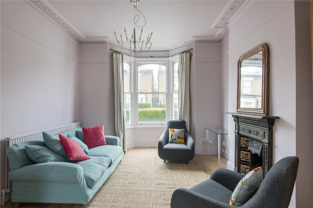 Property photo 2 of 11 Reception Room
