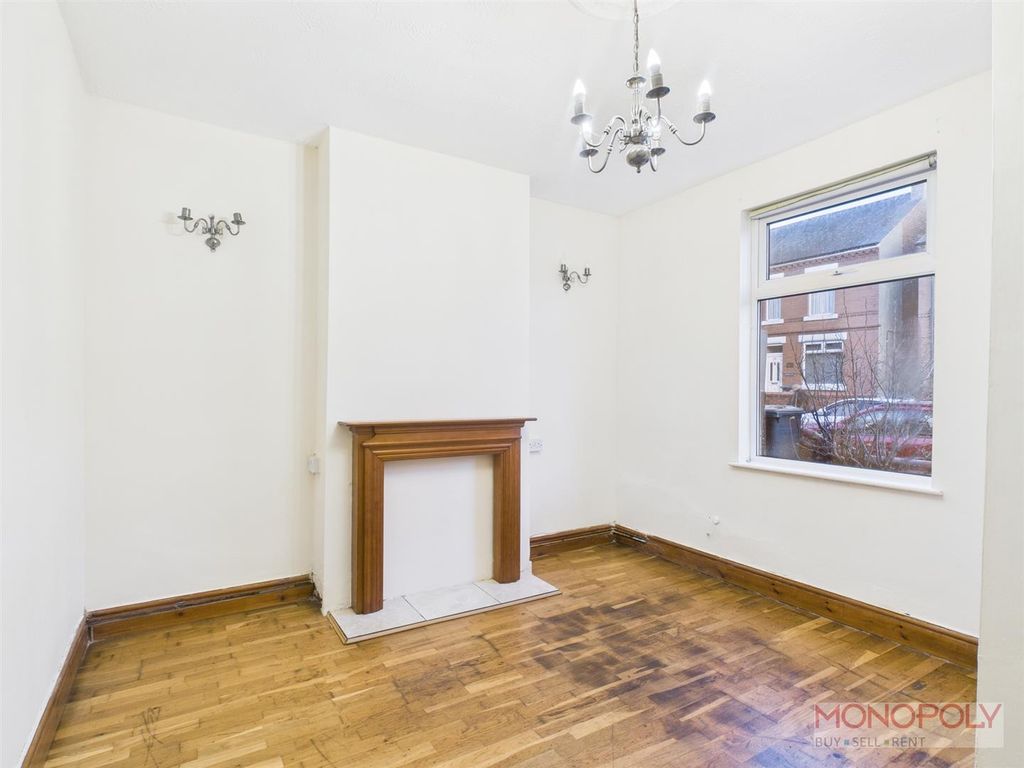 Property photo 2 of 9 Cam01943G0-Pr0584-Still009.Jpg