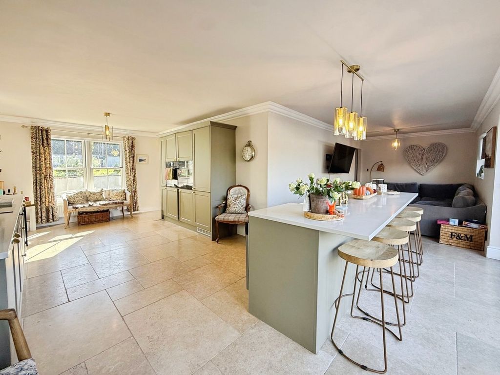 Additional image 4 of 4 bed detached house for saleStation Road, Abergavenny NP7