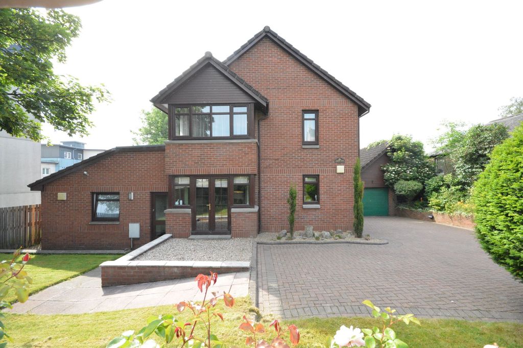 Property photo 1 of 30