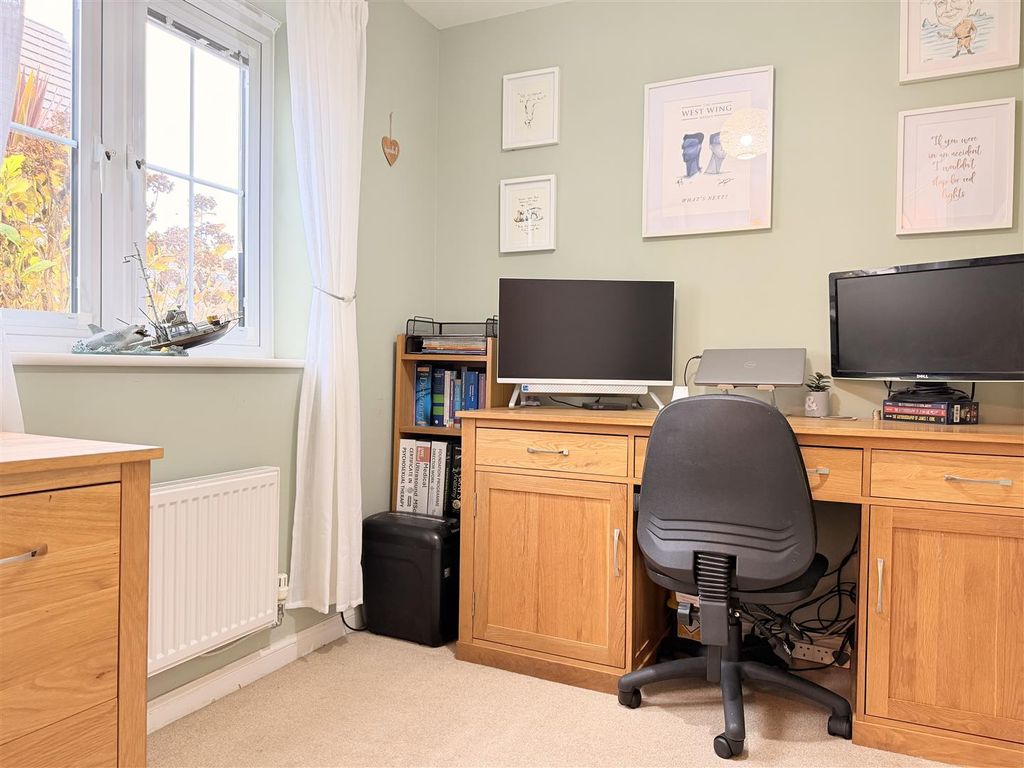 Property photo 3 of 30 Img_4263.Jpg