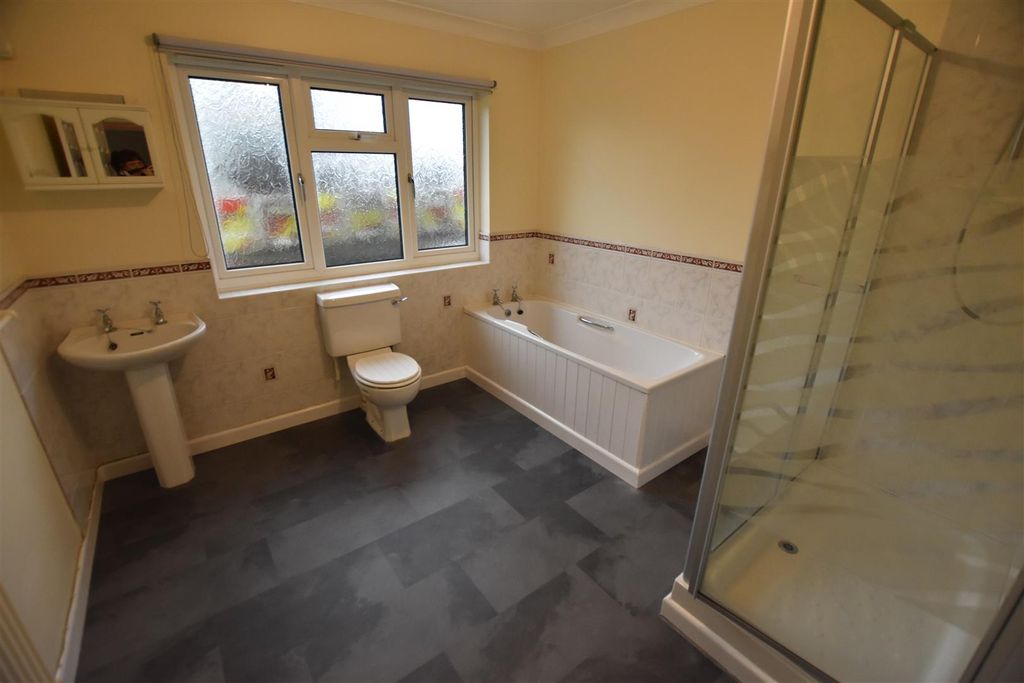 Additional image 22 of 6 bed detached bungalow for saleKings Park, Templeton, Narberth SA67