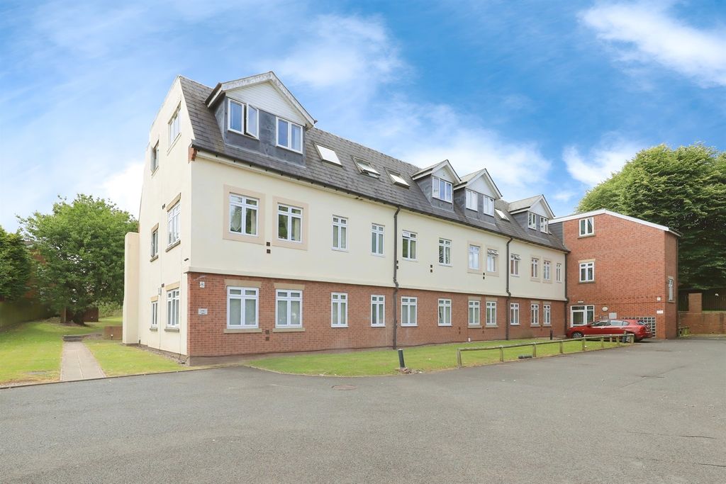 Property photo 1 of 16