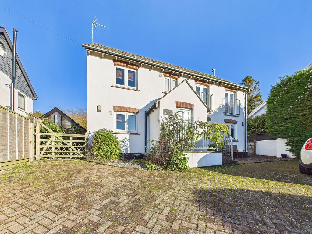 Property photo 1 of 28