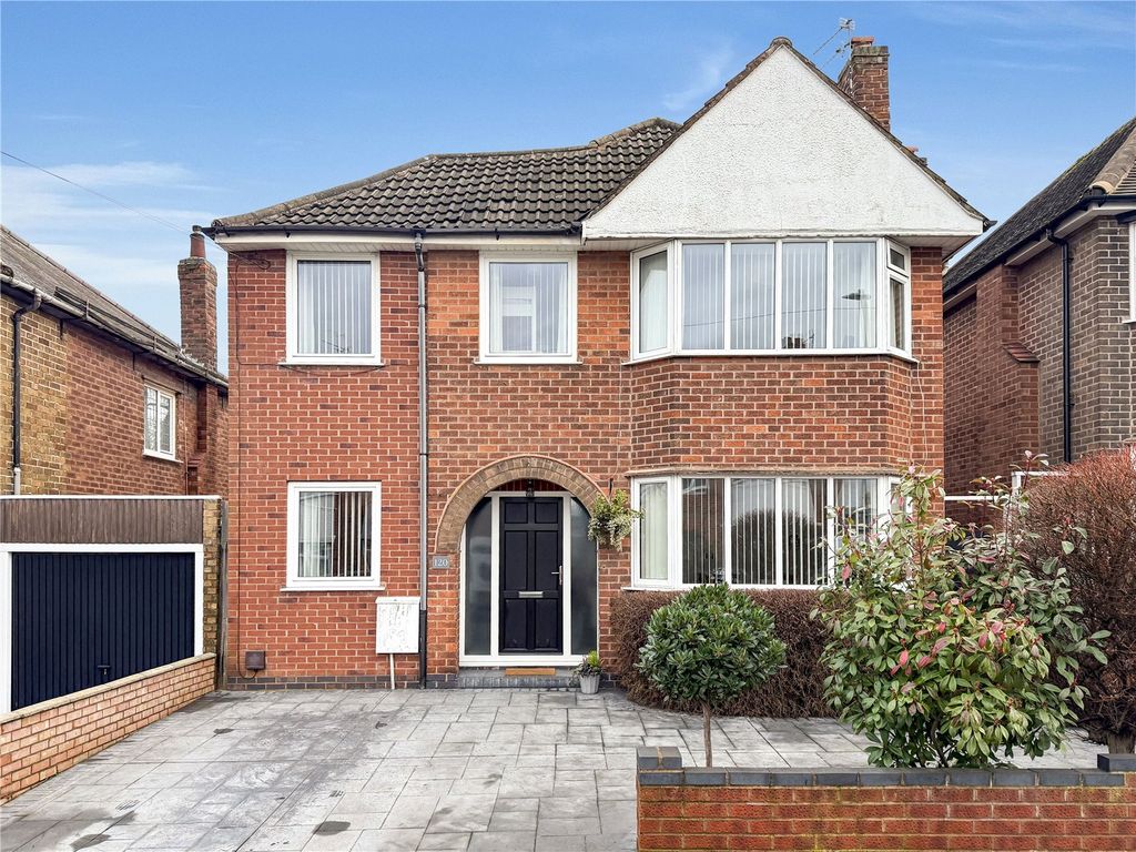 Property photo 1 of 27 Front