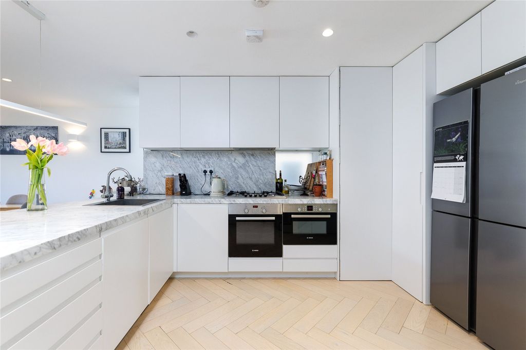 Property photo 3 of 16 Picture No. 04