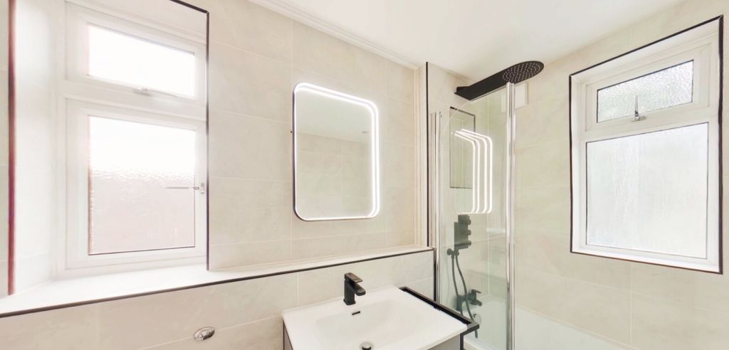 Property photo 2 of 5 Picture No. 07