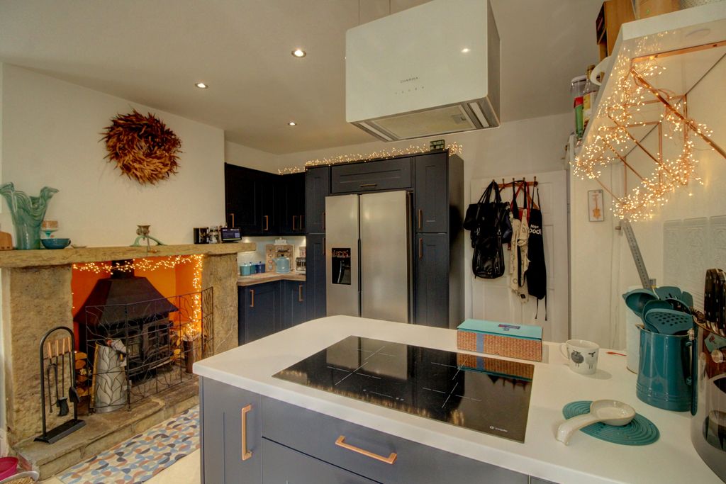 Property photo 3 of 32 3