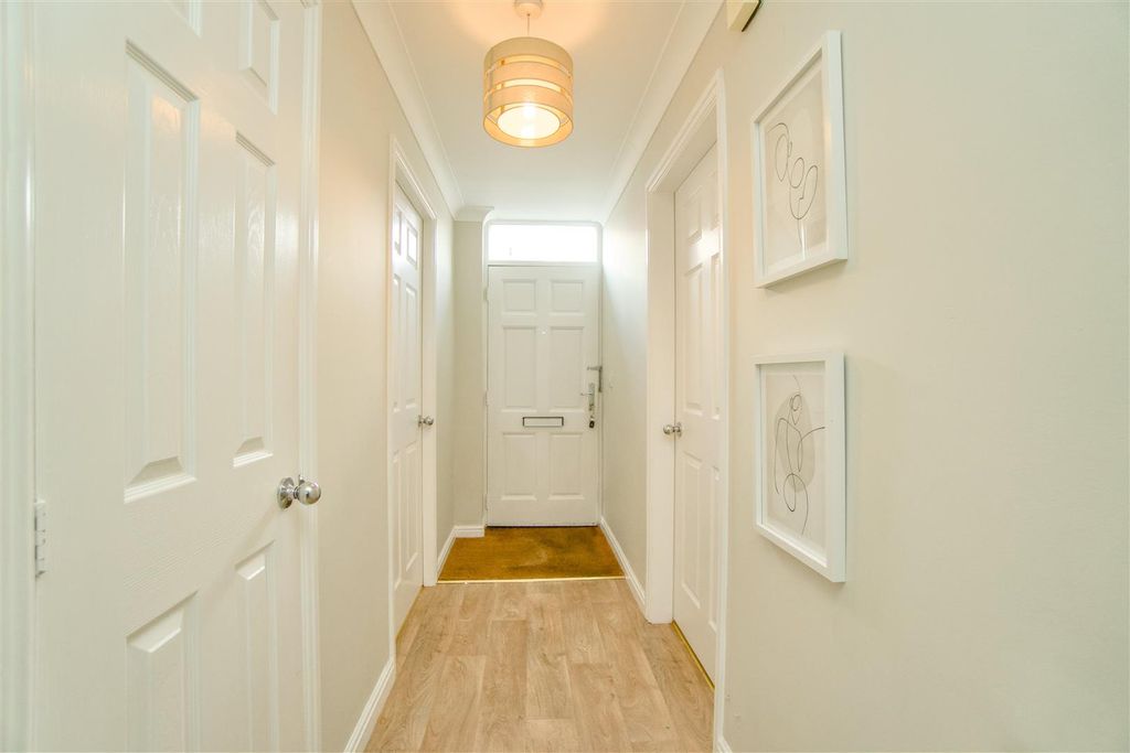 Property photo 2 of 9 Dsc04577.Jpg