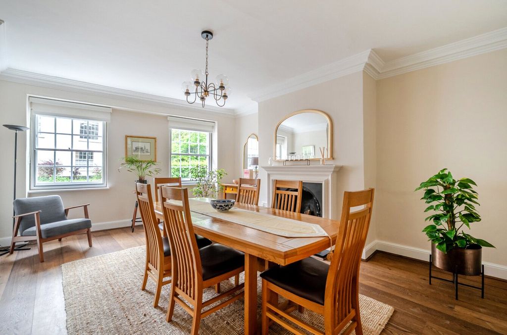 Property photo 2 of 16 Dining Room